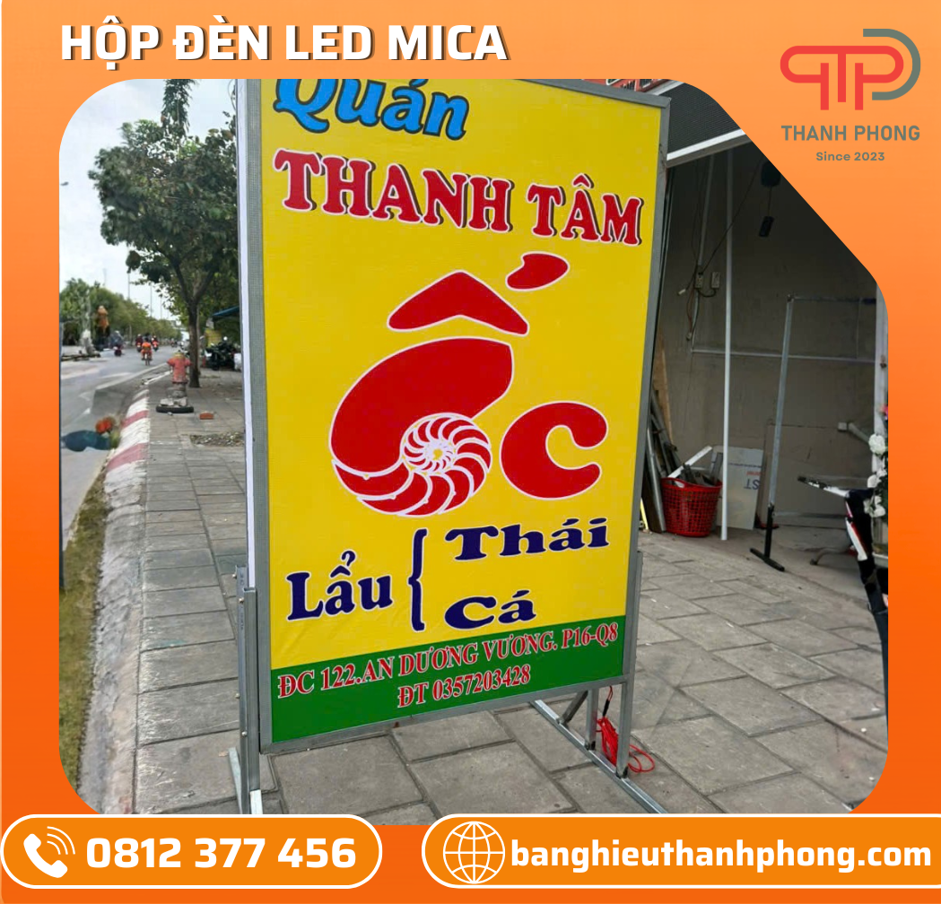 Hộp Đèn Đứng Bạt Hiiflex Quán Ốc